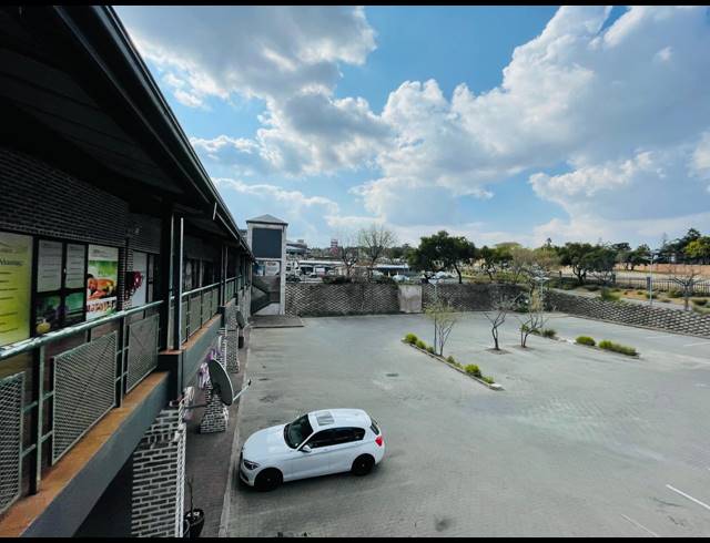250M² RETAIL TO LET IN KYALAMI